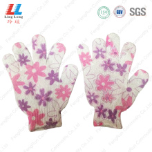 Flower style gradient bath gloves