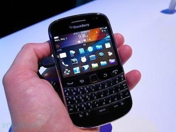 Original and unlocked blackberry 9900