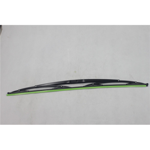 Universal windshield wiper blade for bus