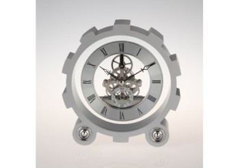 Wheel design frame table clock