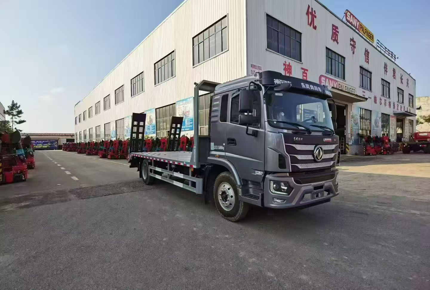 ПЛОСКИЙ ГРУЗОВИК с прочной рамой FLATED LORRY TRUCK with Strong Frame