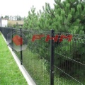 Triangle Bends Welded Wire Mesh Fence Colore verde