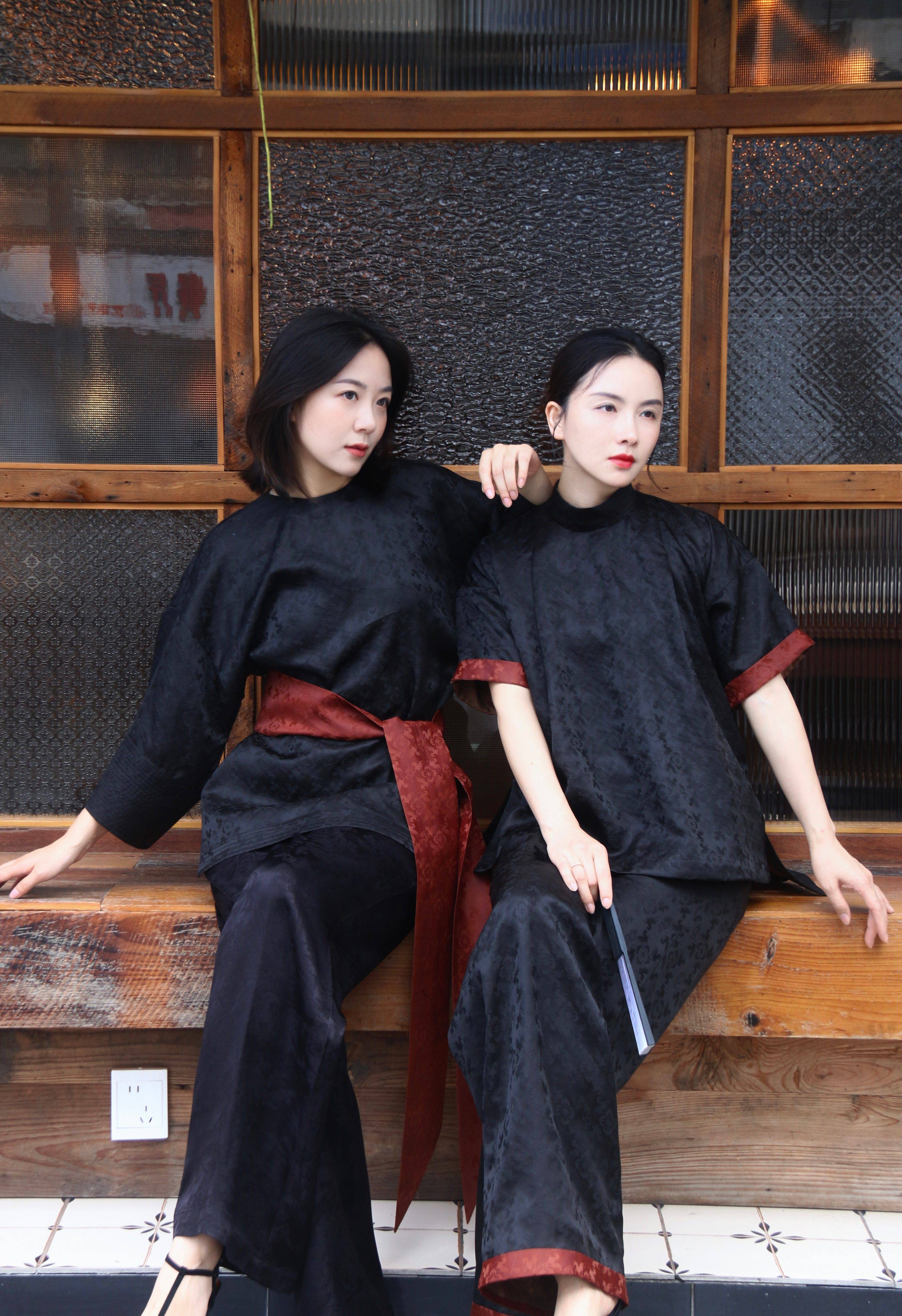 имя по умолчанию default name