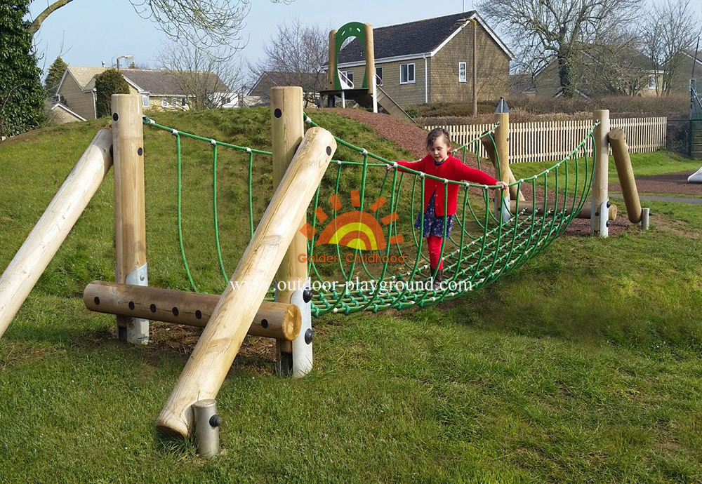 Wooden Balance Net Bridge Structure