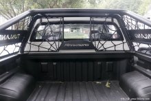 Lander 4x4 pickup truck