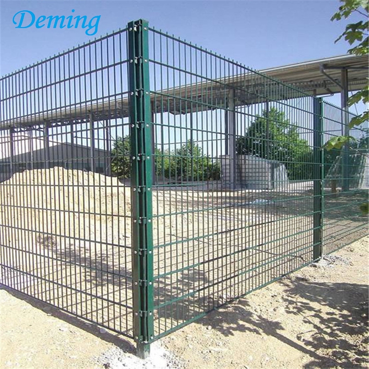 PVC Coated Welded Double Horizontal Wire Fence