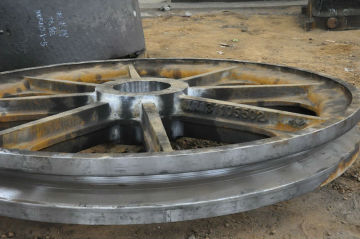 Large steel cable pulley
