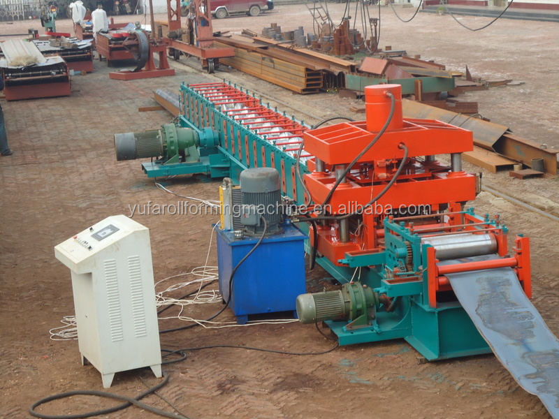 Metal Highway Guardrail Roll Forming Machine