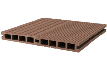 Teak decking used in your outdoor design