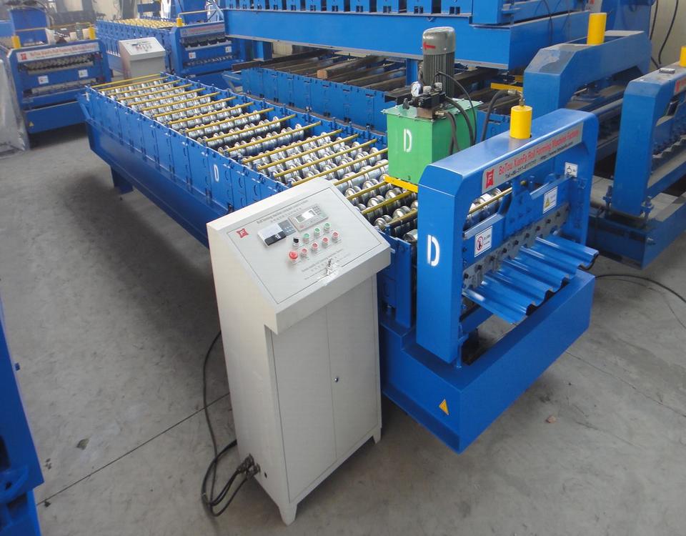 European Style Roofing Tile ISO Roof And Wall Panel Roll Forming Machine