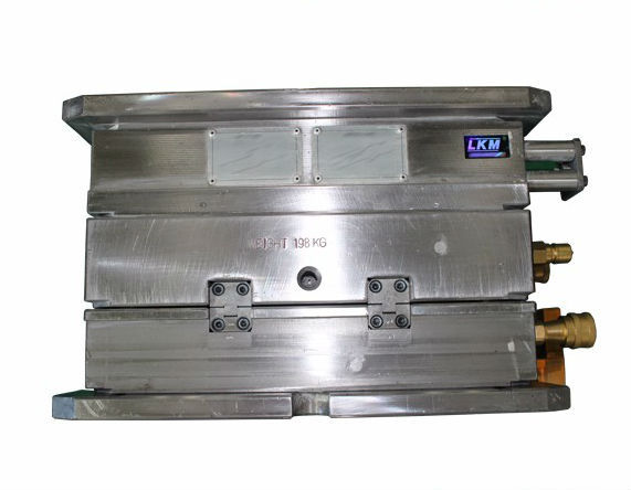 Injection mould Injection mould
