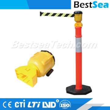 Retractable belt barrier with topper, traffic retractable belt