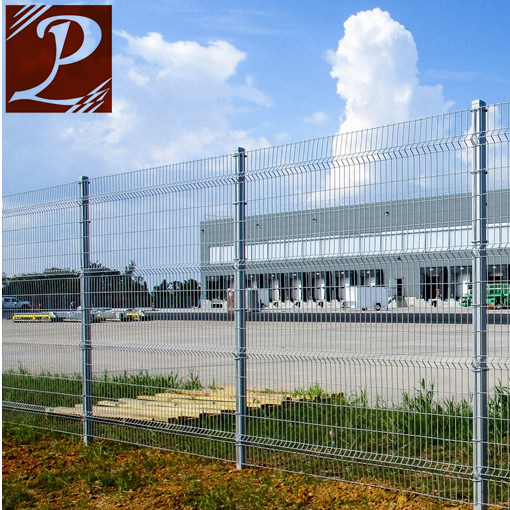 Plastic coated metal welded mesh fence panel