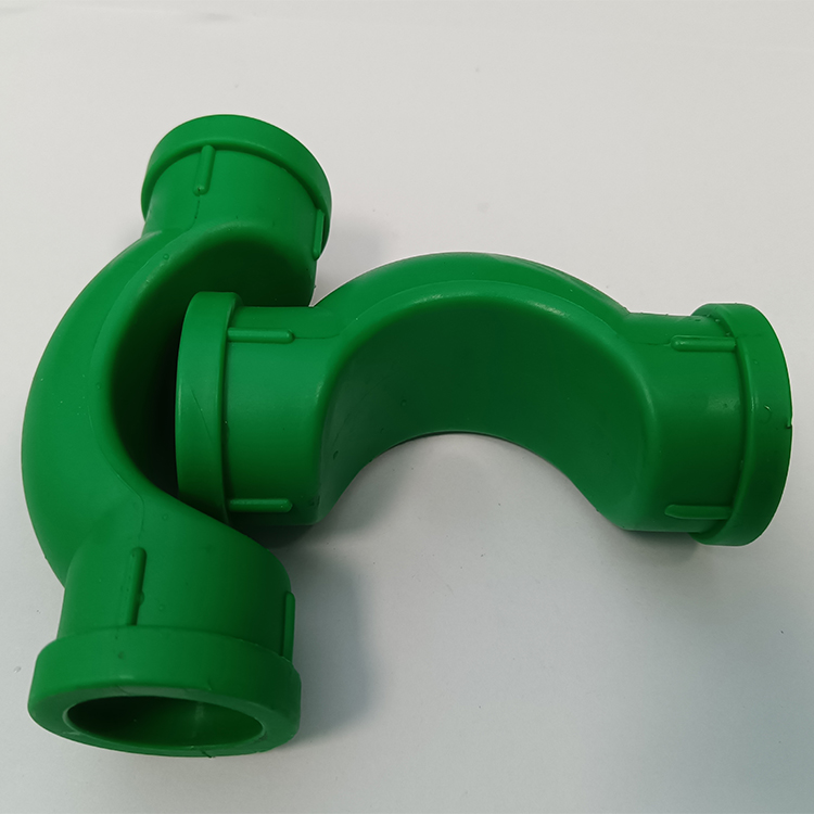 وصلات أنابيب متقاطعة من البلاستيك الأخضر PPR لخطوط المياه الساخنة والباردة green plastic PPR crossover pipe fitting for hot cold water lines