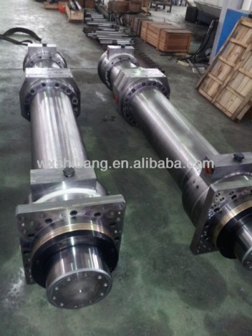 Hydraulic cylinder with valve