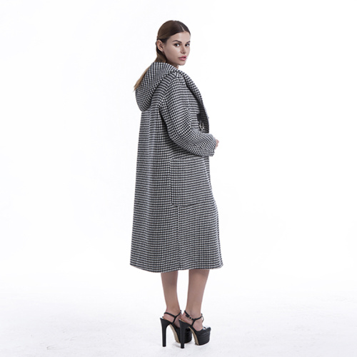 Cappotto invernale in lana o cashmere di nuovo stile