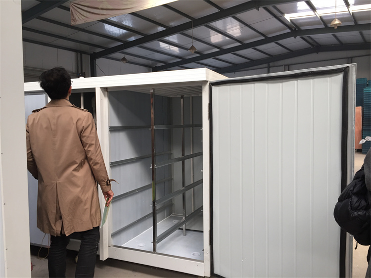 Multi-function hydroponic growing systems greenhouse