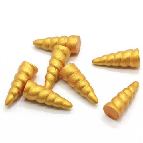 Colore oro 25mm 3D Mini corno in resina Charms Gioielli fai da te Collana Accessori per capelli Decorazione cabochon in resina