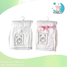 101*76cm 240g coral fleece embroidered children blanket