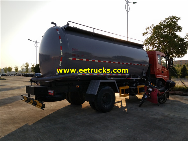 Powder Tanker Trucks