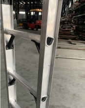Customizable Aluminum Roof Ladders & H-Profile Extension Ladders