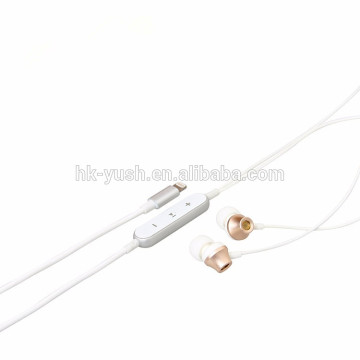MFI certified digital lighting cable to headphone jack for iPhone7/iPhone Plus