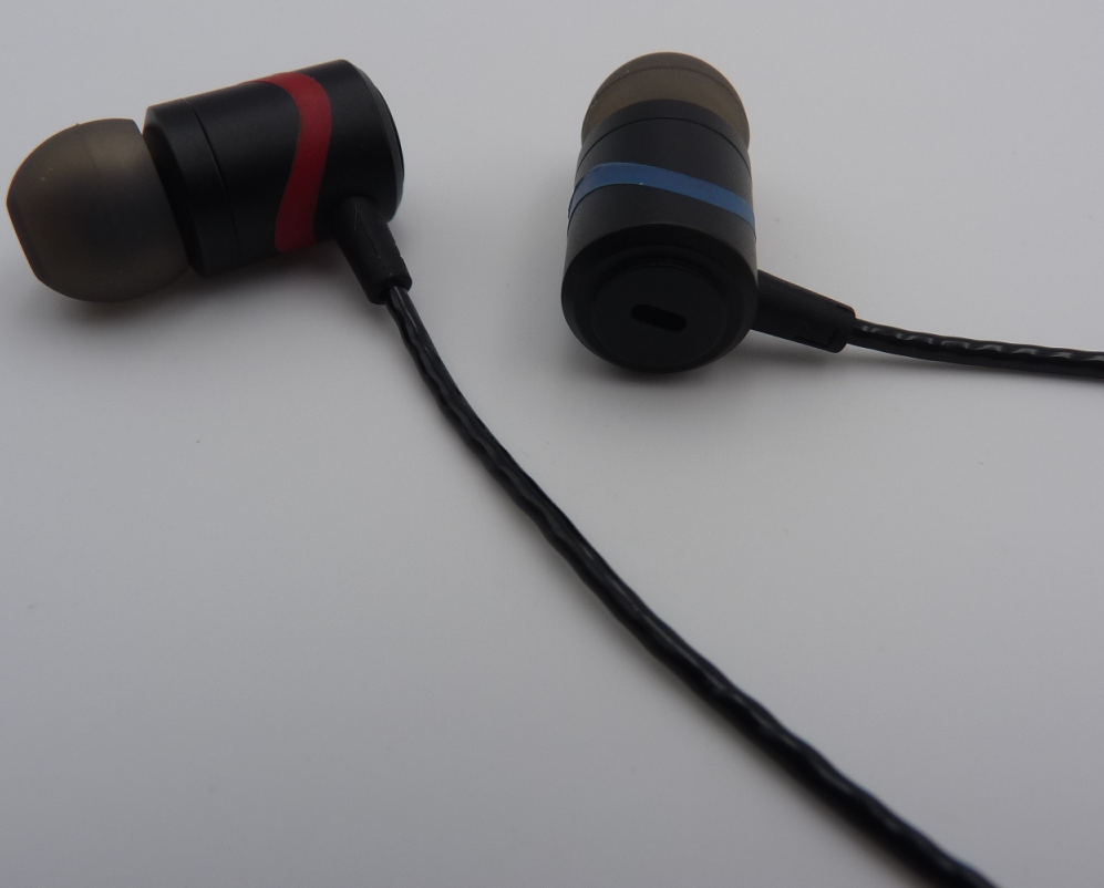 in-Ear Headphones with Pure Sound and Powerful Bass