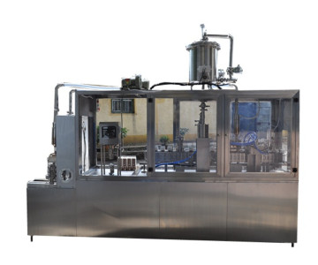 Liquid beverage carton filling machine