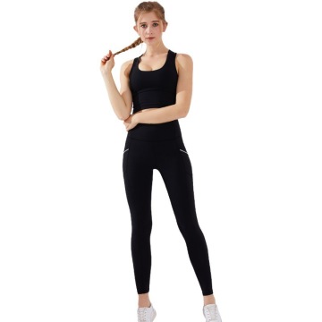 Kachasị mma Yoga Bra na Leggings