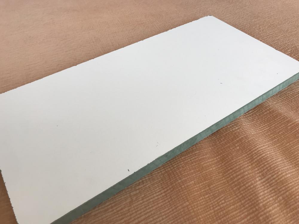 1220x2440mm من الدرجة الأولى للماء MDF المجلس