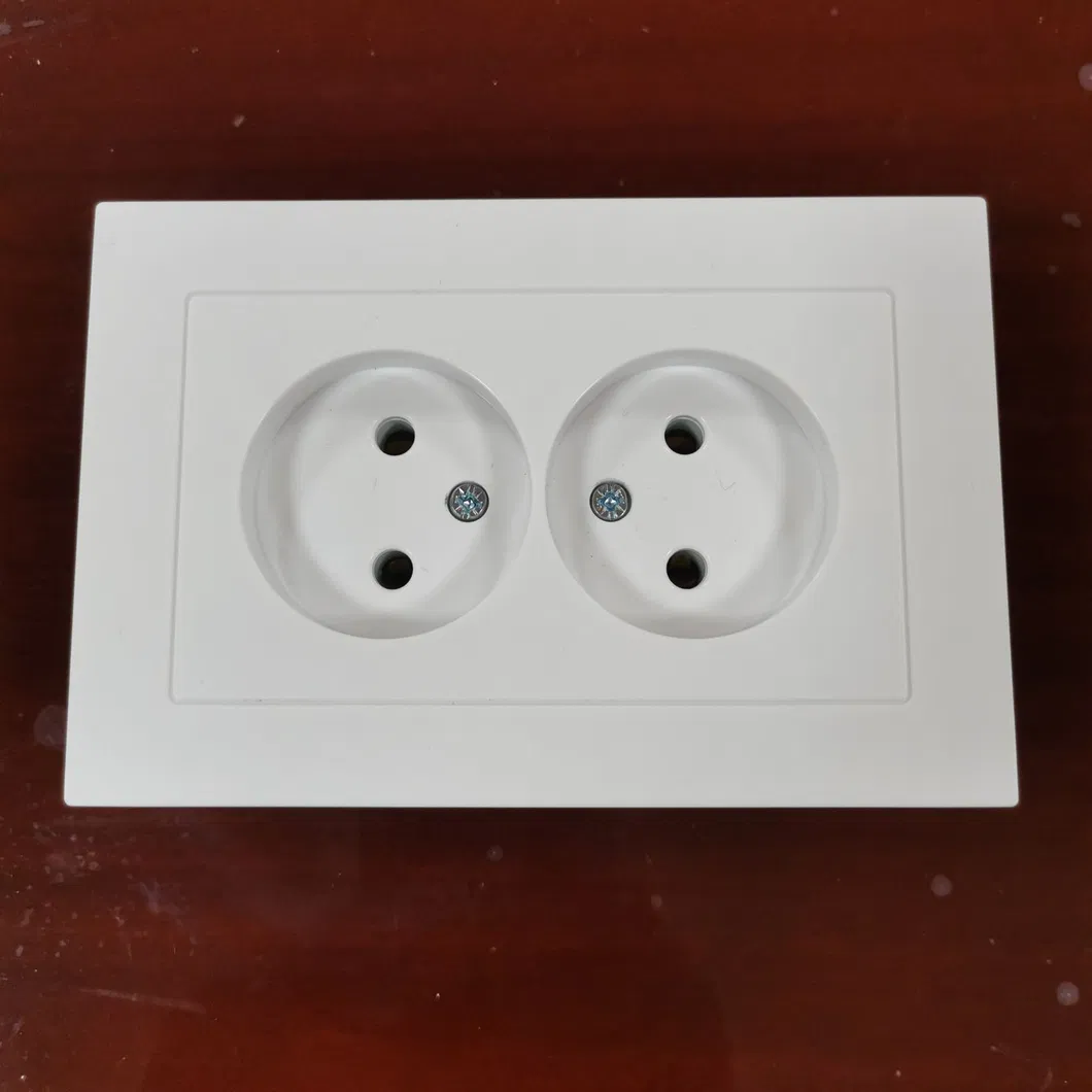 Стандартная двойная розетка ЕС, 16 А, 220 В