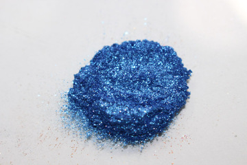 Synthetic mica titanium pearl pigment for nail art