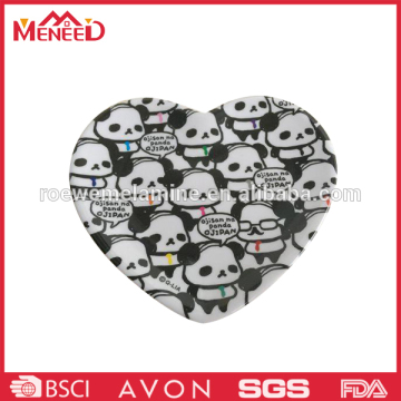 OEM acceptable print heart shaped plastic plate