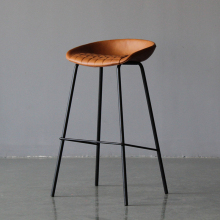 Hot Sale Metal Bar Stools and Leather Chairs for Kitchen and Home Pub Tables