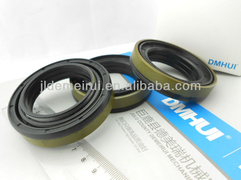 tractor oil seal 3765528M1
