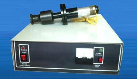 20KHz Plastic Ultrasonic Welder Transducer With Horn