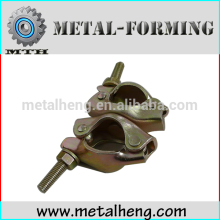 pressed swivel coupler EN74