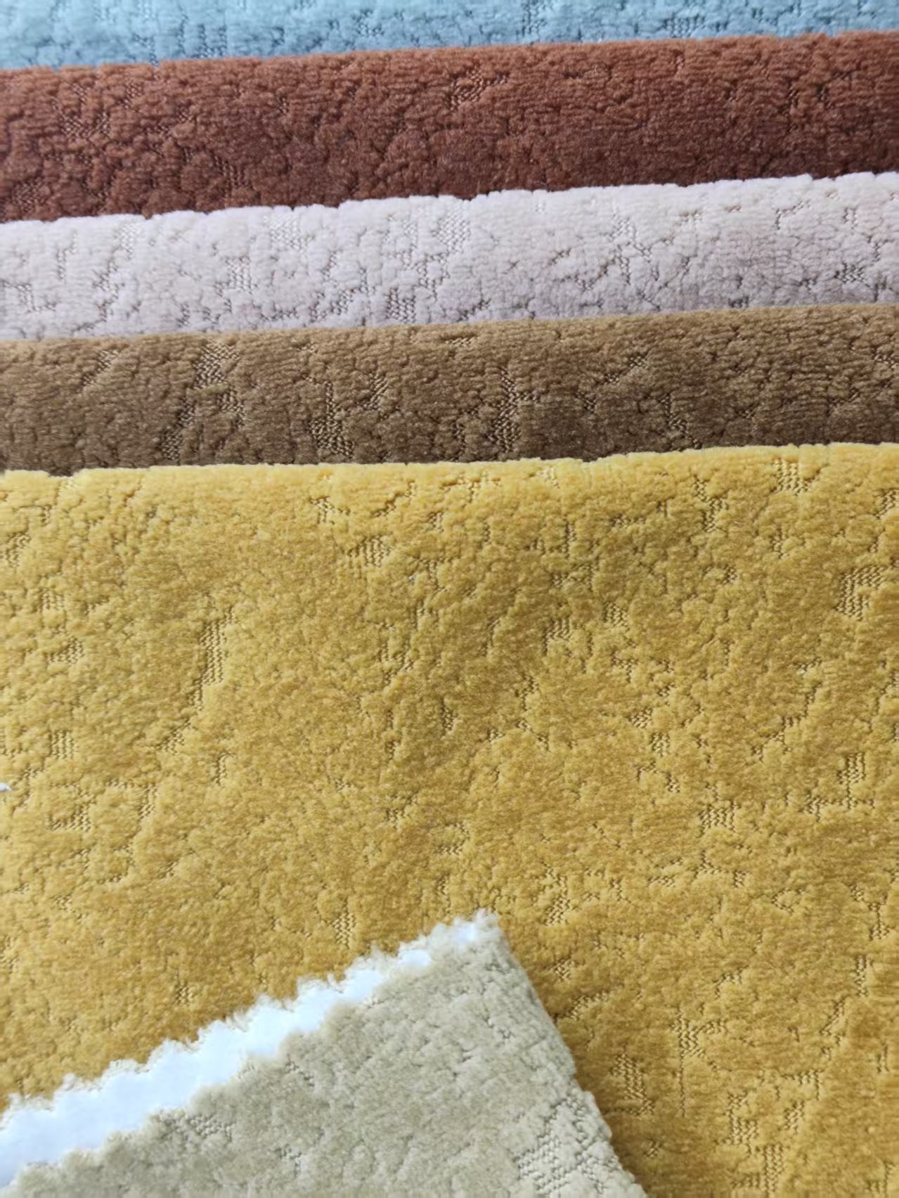 Кадифена ткаенина Velvet Fabric