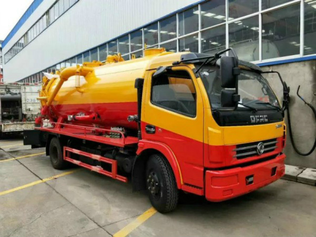 Suction Truck 1