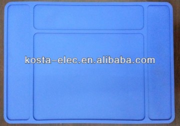 Rubber pit mat with silicone material blue