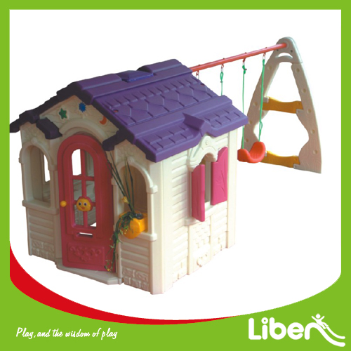 Childrens plastic garden playhouse