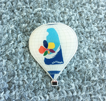 customised badges design