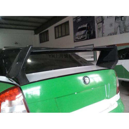 Refit per automobile dell&#39;ala posteriore in fibra di carbonio Skoda Mingli