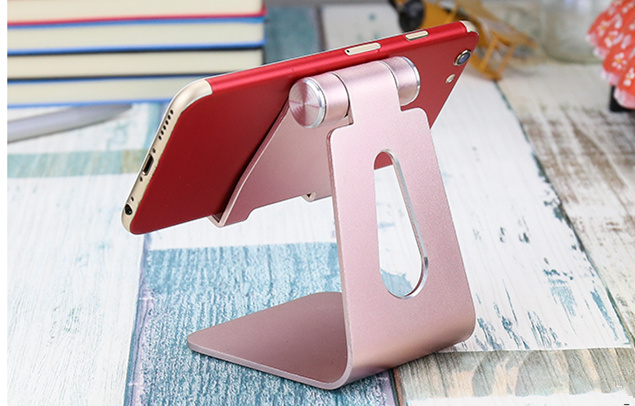 pink cell phone mounting