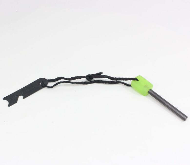 Luminous ferro rod fire starter with handle glow in the dark,Outdoor magnesium flint fire starter with luminous handle