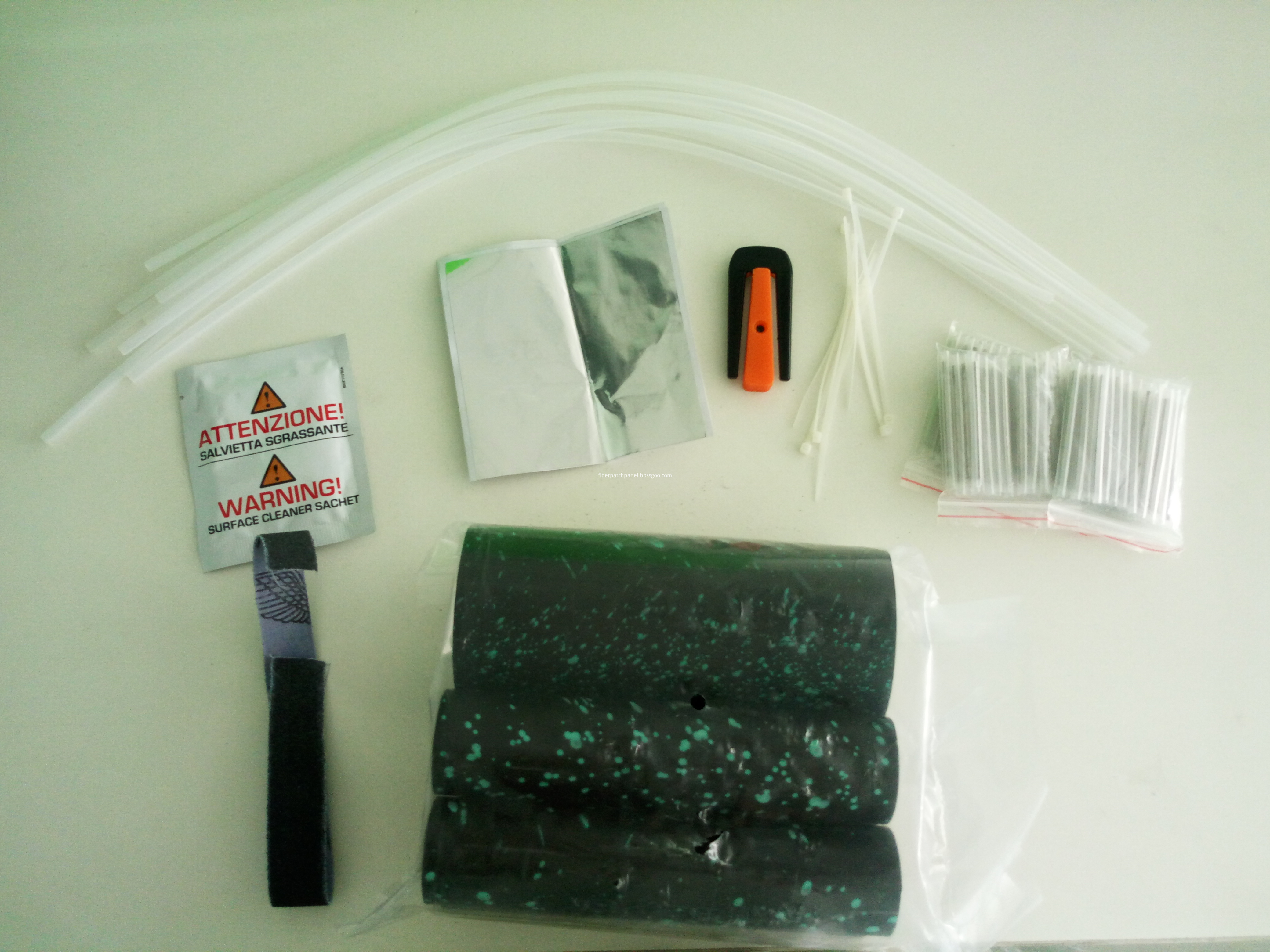 Fiber splice enclosure Fiber splice enclosure