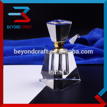 Mini Crystal Glass Triangle Perfume Bottle For Wedding Return Gifts