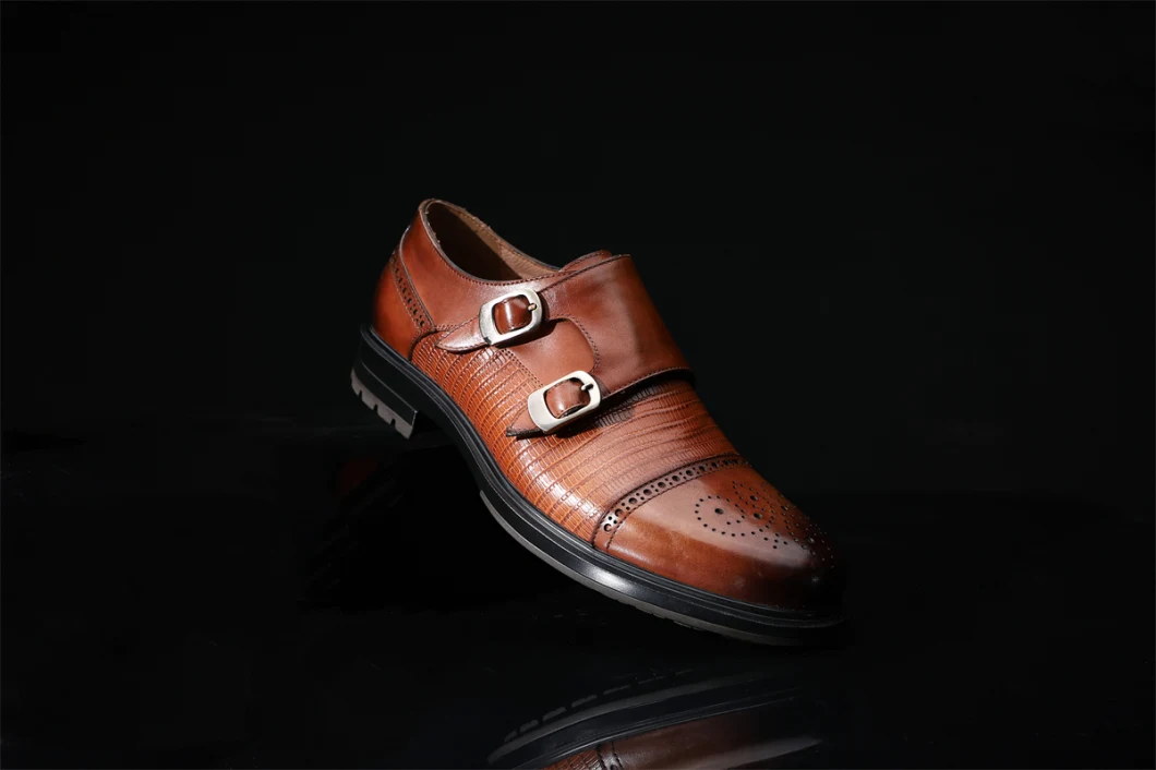 New Style Cowhide Men′ S Leather Shoes Business Suit Broch Carved Breathable Fashion Casual Shoes