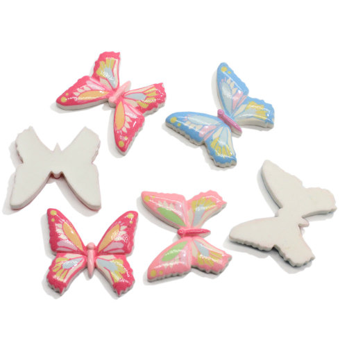 Hot Selling 100Pcs / Lot Schmetterlingsharz Flatback Cabochon Kawaii Schmetterling Verschönerung für Scrapbooking Haarschleifen Handwerk