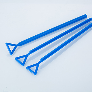 Plastic Cell Spreader Biologix Spreader